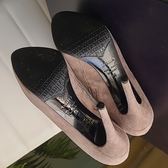 Lezilla Leather Platform Boots ❤️ - Picture 7 of 12